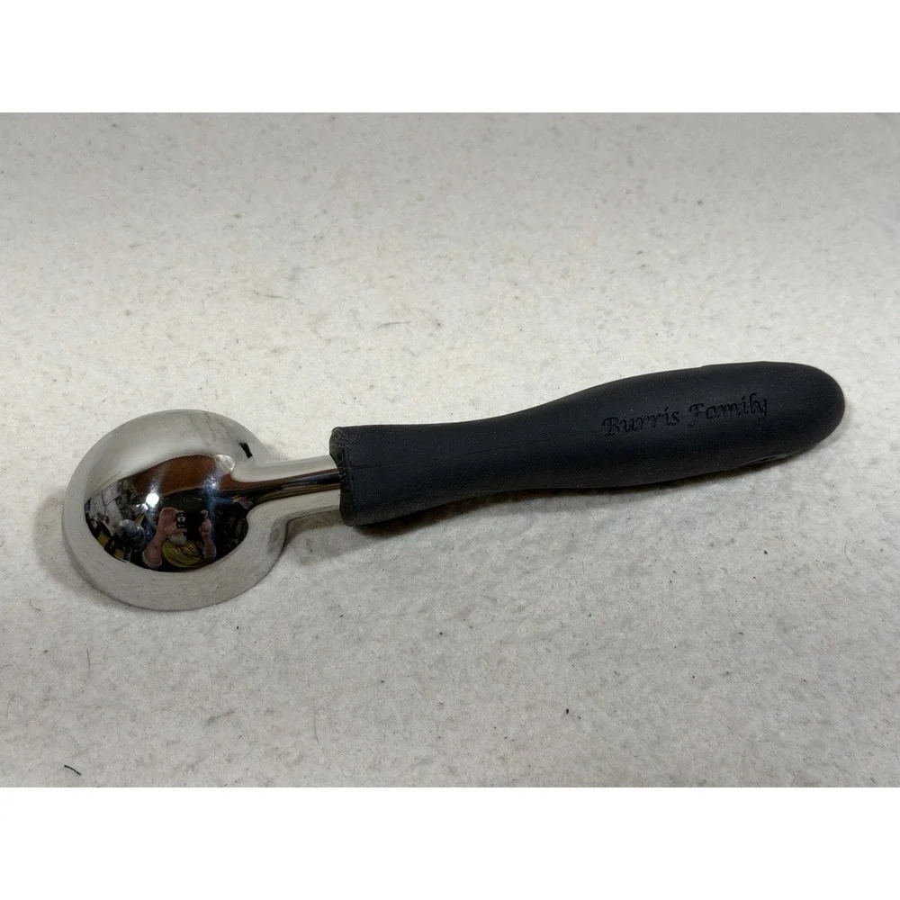OXO‎ Ice Cream Scoop Stainless Steel Ergonomic Handle Kitchen Tool Durable